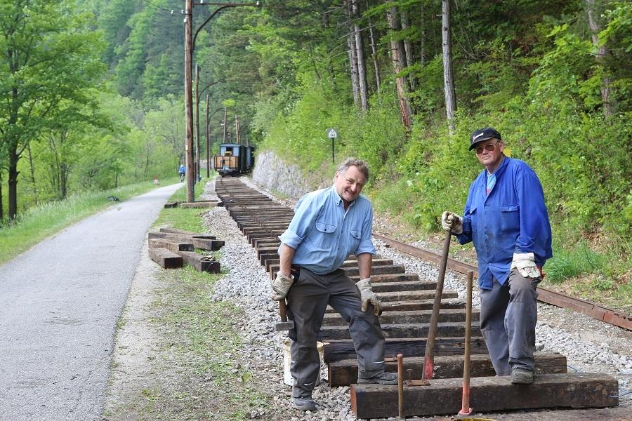 Gleisbau-Fnf-Kilometer-Strecke-c-oGLB-A-Malli